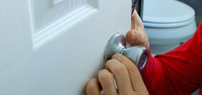 Vintage Door Knob Replacement in Claremont, CA