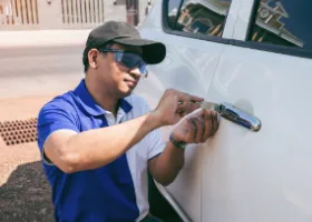 Car Locksmith in Claremont, CA